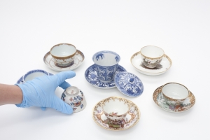17th-century teacups from the Museum Boijmans Van Beuningen&#039;s collection.
