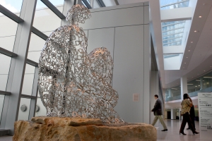 A sculpture in the Cleveland Clinic&#039;s main lobby.