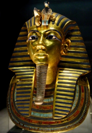 King Tut&#039;s mask will also be off view.