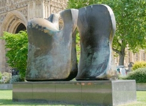 Henry Moore 1962 sculpture Knife Edge Two piece 