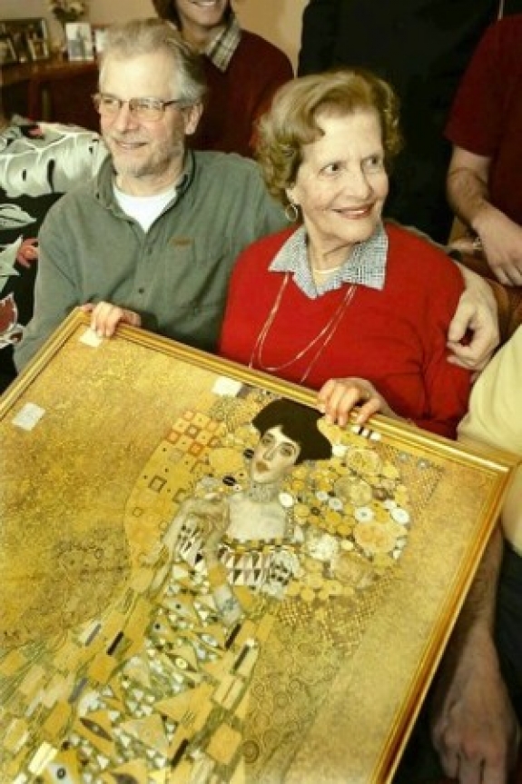 Maria Altmann, with son Peter, holds a print of &quot;Portrait of Adele Bloch-Bauer.&quot;