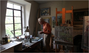 Guy Arthur Wiggins, a third-generation painter, in his studio on West Fourth Street. The Salmagundi Club is exhibiting work by Mr. Wiggins and his father and grandfather.